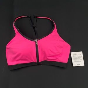 NWT Victoria Secret Knockout Sports Bra